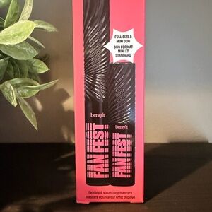 Benefit Lash Fan Club Fan Fest Mascara Duo in Hyper Black
